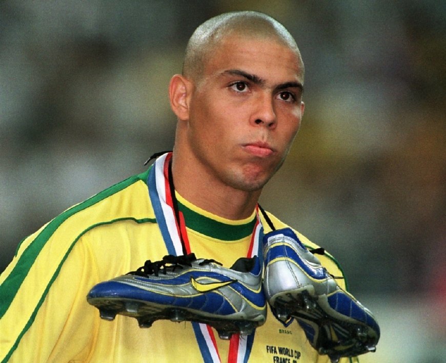 论区纷纷留 论区纷纷留