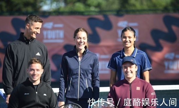 地位有了更 地位有了更