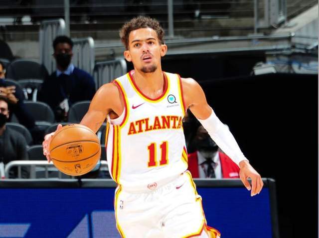 港后场出球 港后场出球